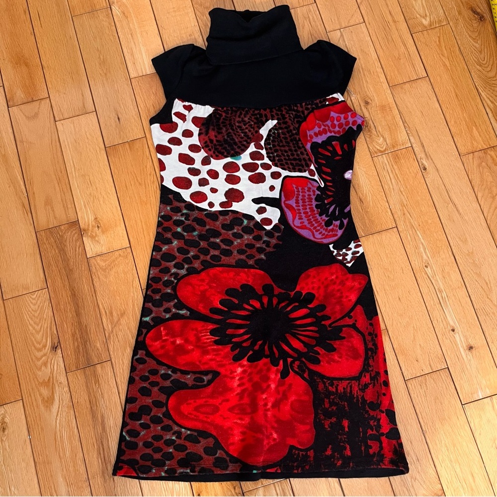 Smash Floral Black and Red Women's Dress